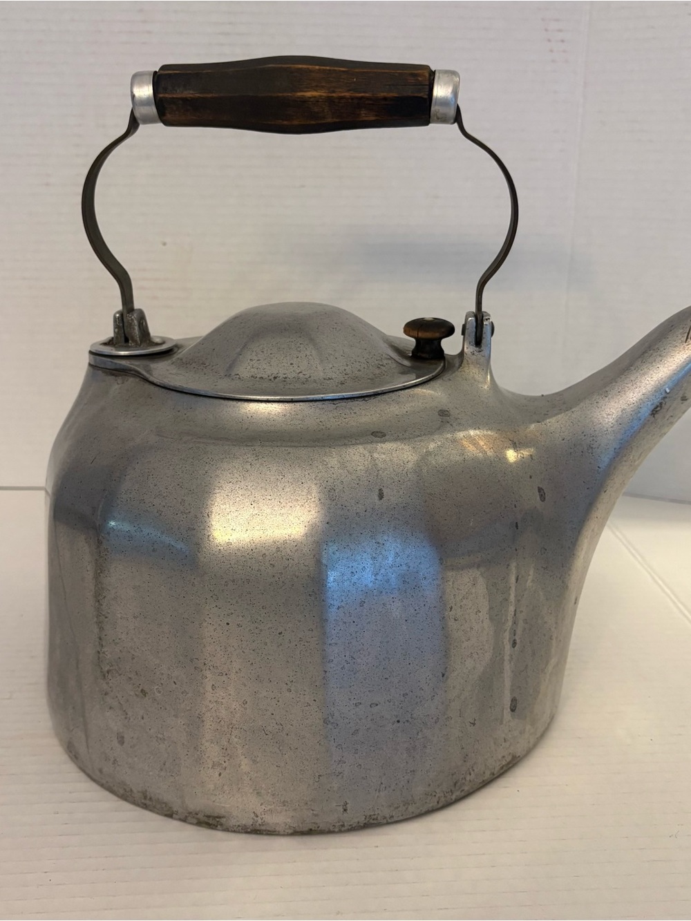 Antique Griswold 6QT Cast Aluminum Tea Kettle A536D Safety Fill. Wood Handle
